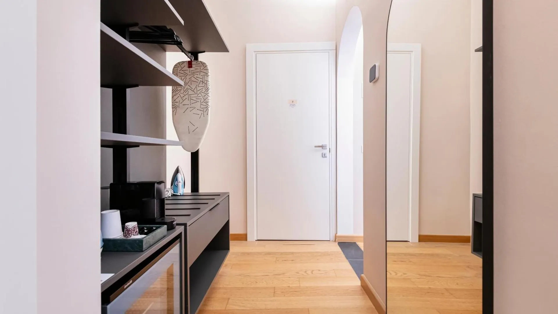 Apartment Relstay - Assarotti Suites Genoa Italy