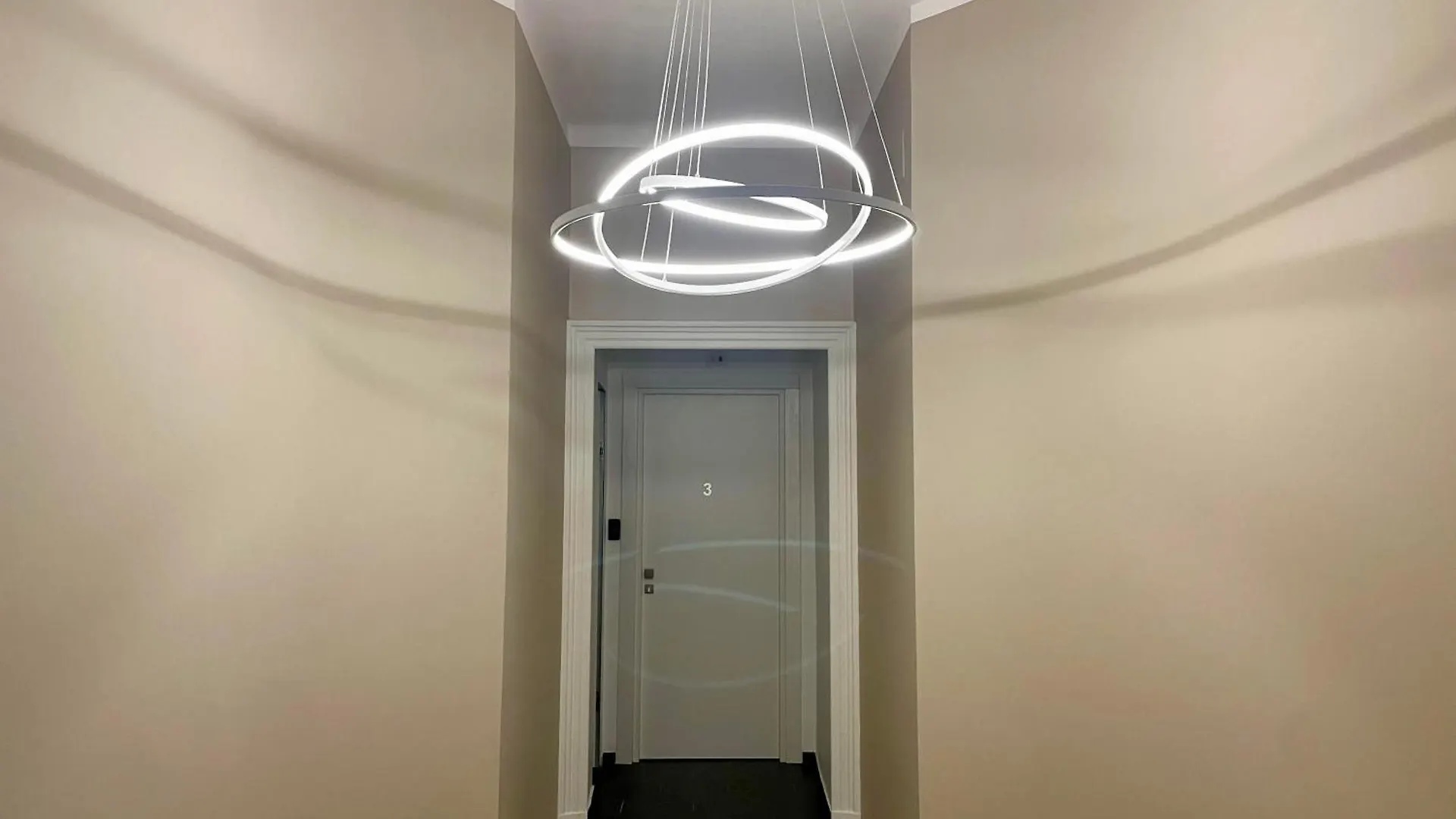 Relstay - Assarotti Suites Genoa Apartment