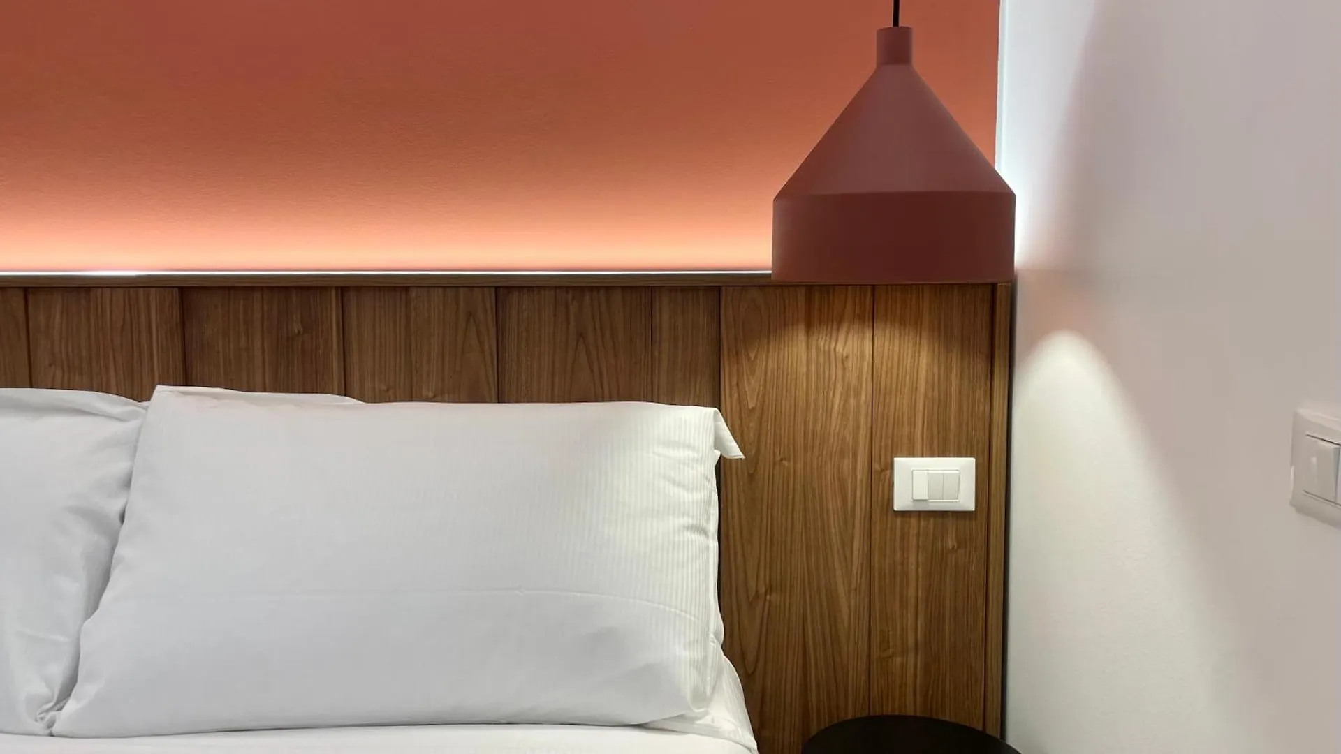 Relstay - Assarotti Suites Genoa Italy