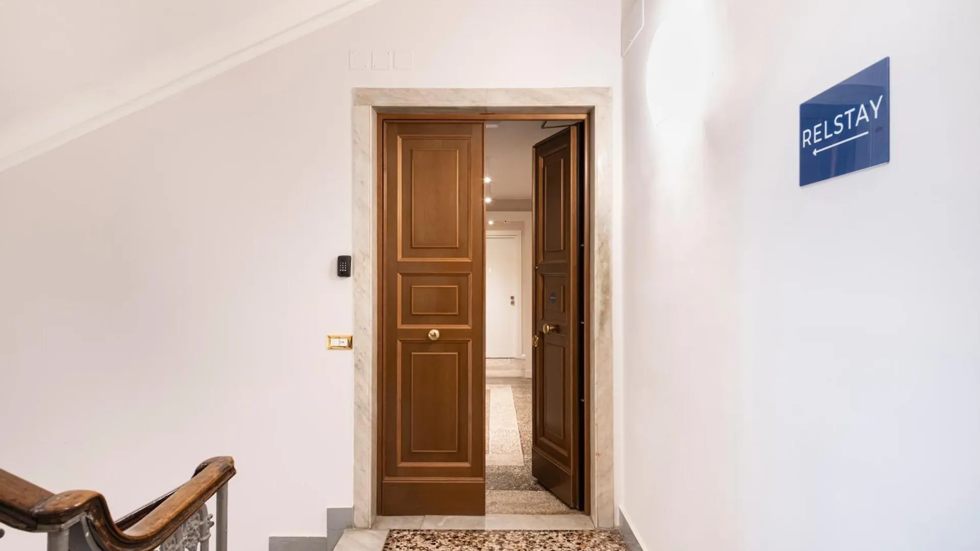 Relstay - Assarotti Suites Genoa Apartment