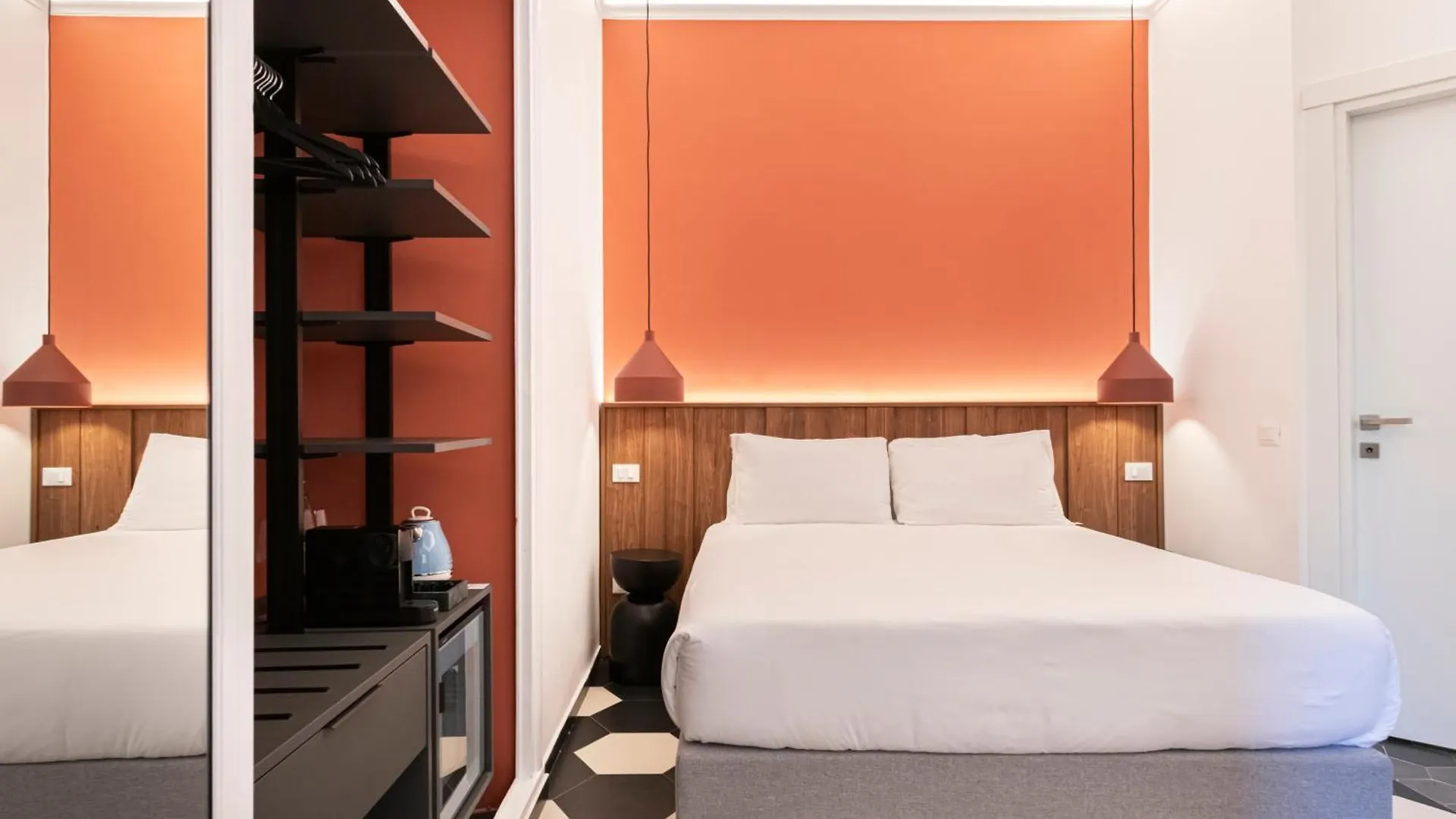 Relstay - Assarotti Suites Genoa 0*,