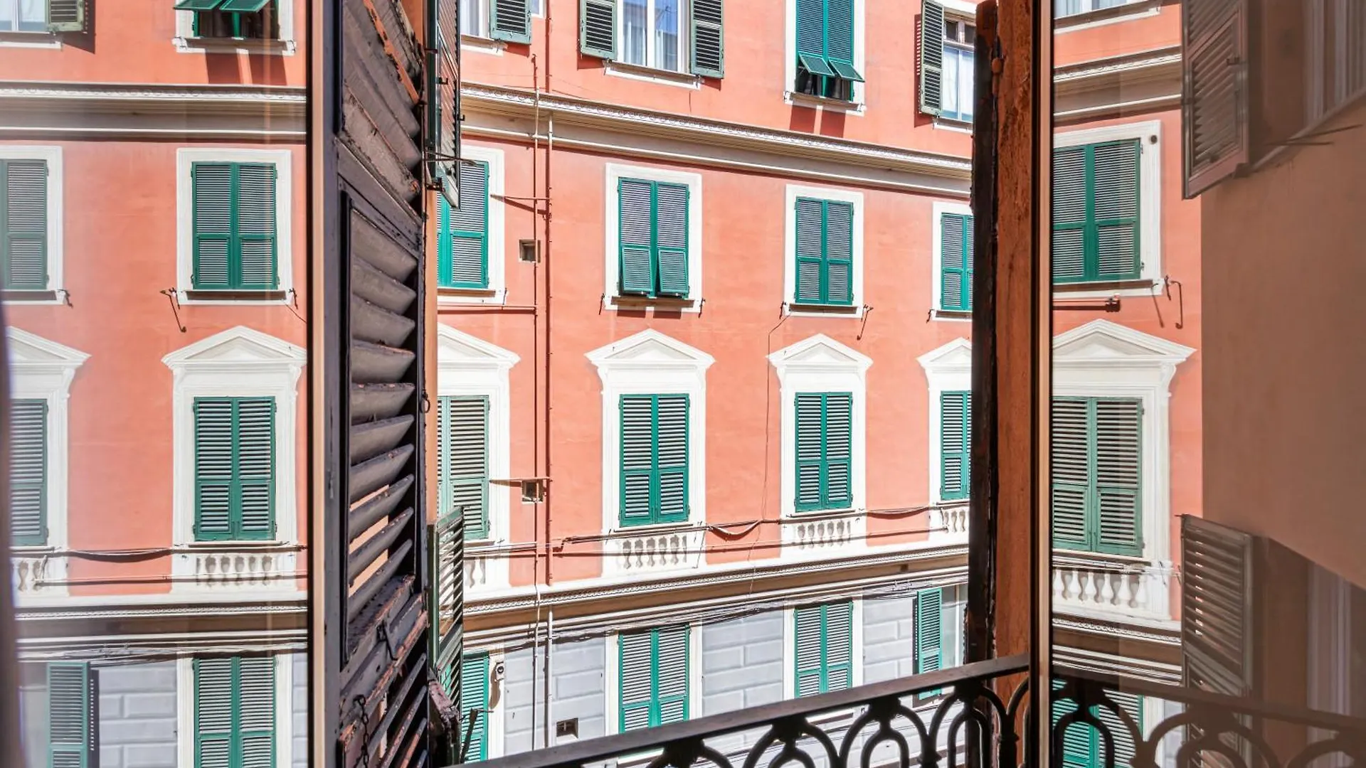 Relstay - Assarotti Suites Genoa Apartment